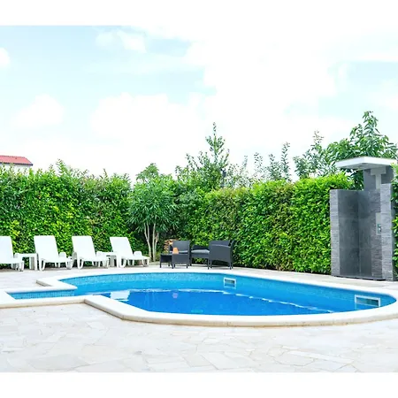Paradise Homestay